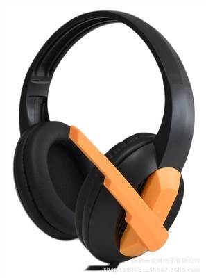 乐彤LH-780 为网吧游戏体验注入时尚与重低音新动力